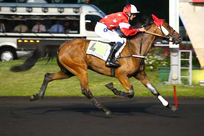 Photo d'arrivée de la course pmu PRIX ISIS à PARIS-VINCENNES le Vendredi 30 juin 2017