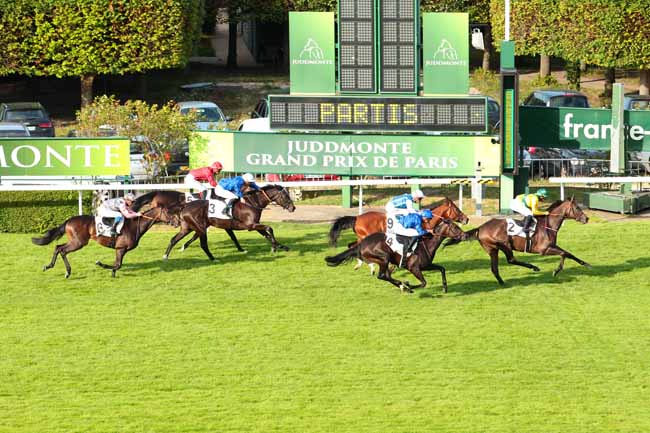 Photo d'arrivée de la course pmu PRIX DE THIBERVILLE à SAINT-CLOUD le Vendredi 14 juillet 2017
