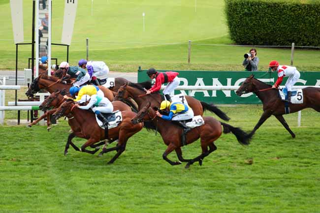 Photo d'arrivée de la course pmu PRIX DU CARROUSEL à MAISONS-LAFFITTE le Dimanche 23 juillet 2017