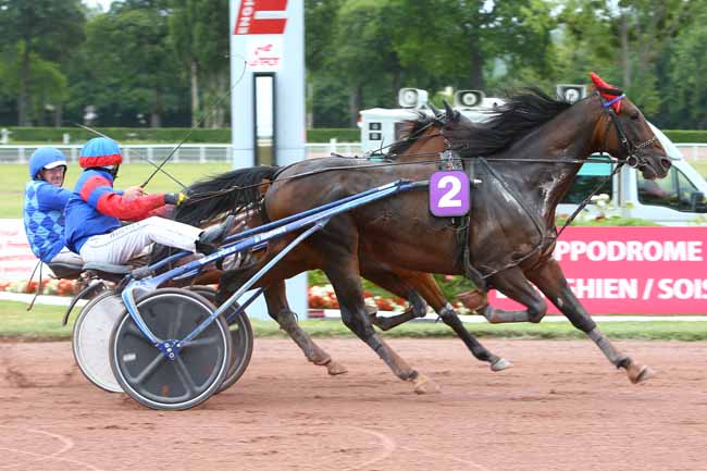 Photo d'arrivée de la course pmu PRIX DE LA PLACE RODIN à ENGHIEN le Jeudi 27 juillet 2017