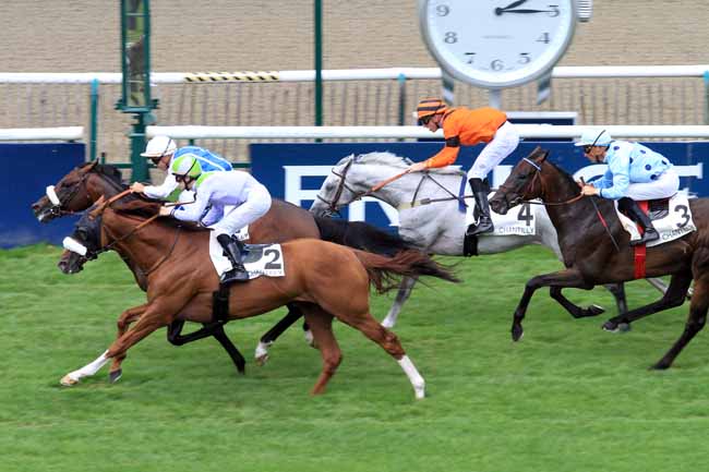 Photo d'arrivée de la course pmu PRIX DE COYE à CHANTILLY le Vendredi 28 juillet 2017