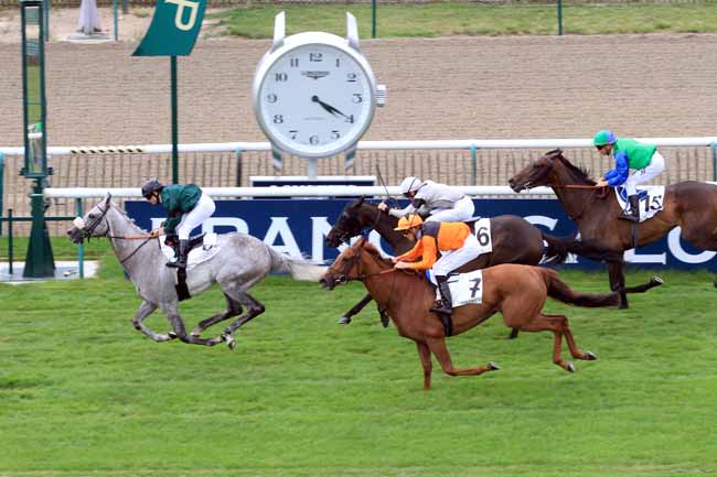 Photo d'arrivée de la course pmu PRIX DE THIVERNY à CHANTILLY le Vendredi 28 juillet 2017