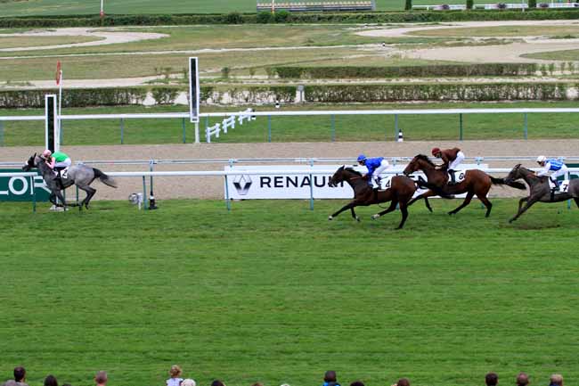 Photo d'arrivée de la course pmu PRIX DE TOURGEVILLE à DEAUVILLE le Mardi 1 août 2017