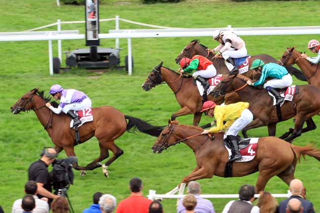 Photo d'arrivée de la course pmu PRIX DU BOCAGE à CLAIREFONTAINE le Jeudi 3 août 2017