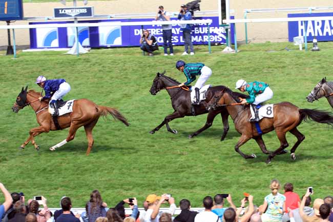 Photo d'arrivée de la course pmu GRAND HANDICAP DE DEAUVILLE à DEAUVILLE le Dimanche 13 août 2017