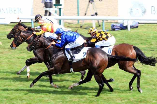 Photo d'arrivée de la course pmu PRIX DE DIVES à DEAUVILLE le Mardi 22 août 2017