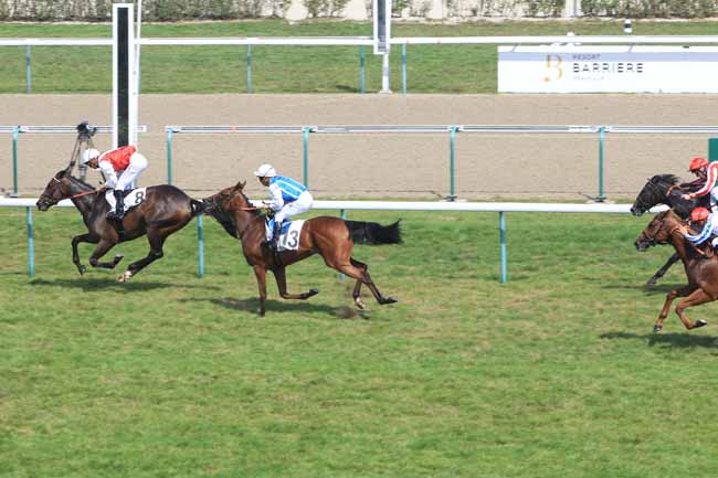 Photo d'arrivée de la course pmu PRIX TANIT à DEAUVILLE le Lundi 28 août 2017