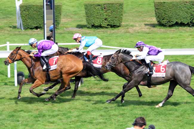 Photo d'arrivée de la course pmu PRIX KENMARE à CLAIREFONTAINE le Mardi 29 août 2017