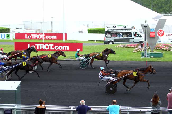Photo d'arrivée de la course pmu PRIX DE METZ à PARIS-VINCENNES le Mercredi 30 août 2017