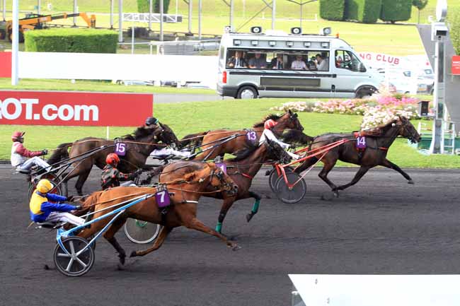 Photo d'arrivée de la course pmu PRIX GUY LE GONIDEC à PARIS-VINCENNES le Samedi 2 septembre 2017