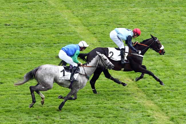 Photo d'arrivée de la course pmu PRIX FINOT à AUTEUIL le Jeudi 7 septembre 2017