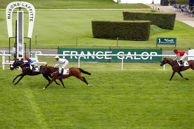 Photo d'arrivée de la course pmu GRAND PRIX DES AQPS à MAISONS-LAFFITTE le Lundi 11 septembre 2017
