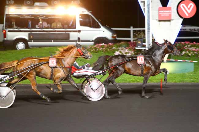 Photo d'arrivée de la course pmu PRIX BERTHA à PARIS-VINCENNES le Mardi 12 septembre 2017