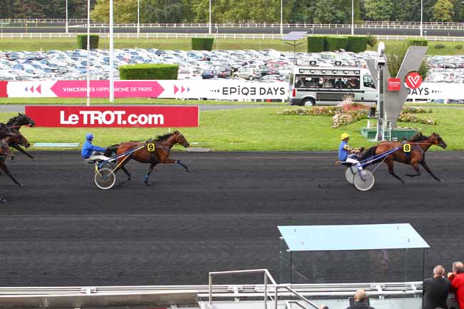 Photo d'arrivée de la course pmu PRIX D'AVALLON à PARIS-VINCENNES le Dimanche 17 septembre 2017