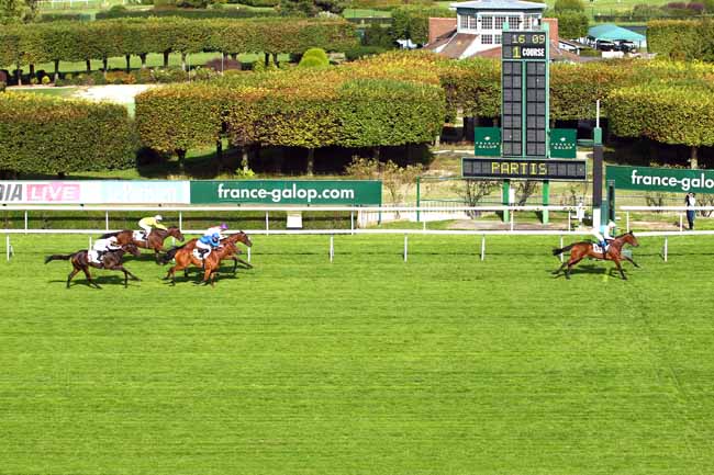 Photo d'arrivée de la course pmu PRIX TENEBREUSE à SAINT-CLOUD le Jeudi 21 septembre 2017