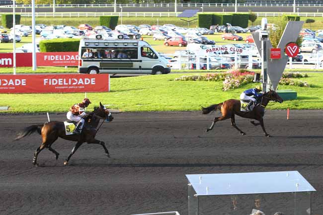Photo d'arrivée de la course pmu PRIX GEORGES DREUX à PARIS-VINCENNES le Dimanche 24 septembre 2017