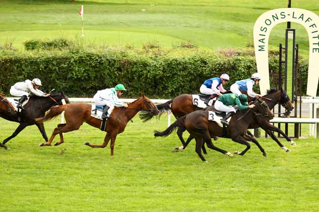 Photo d'arrivée de la course pmu PRIX DE FROMAINVILLE à MAISONS-LAFFITTE le Lundi 25 septembre 2017