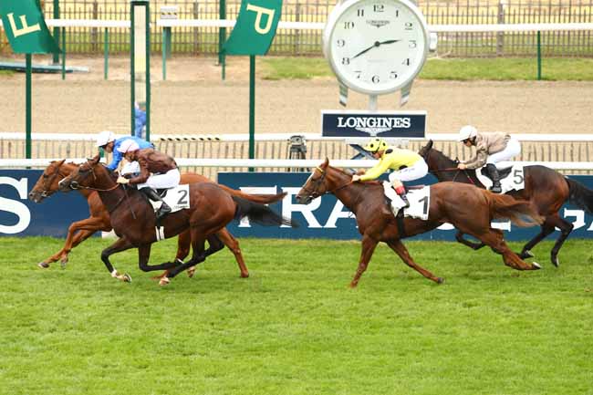 Photo d'arrivée de la course pmu PRIX LE FABULEUX à CHANTILLY le Samedi 7 octobre 2017