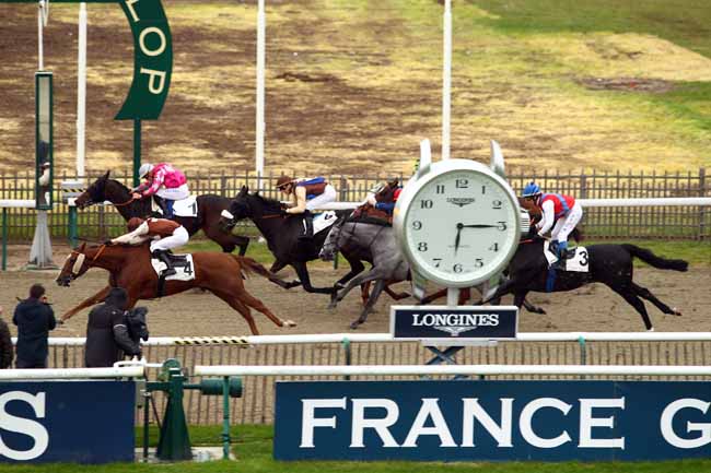 Photo d'arrivée de la course pmu PRIX DE PONTPOINT à CHANTILLY le Samedi 7 octobre 2017