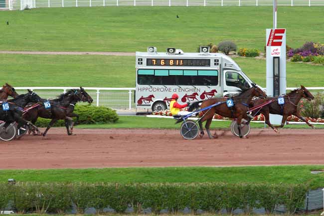 Photo d'arrivée de la course pmu PRIX DE LA PORTE D'AUBERVILLIERS à ENGHIEN le Mercredi 11 octobre 2017