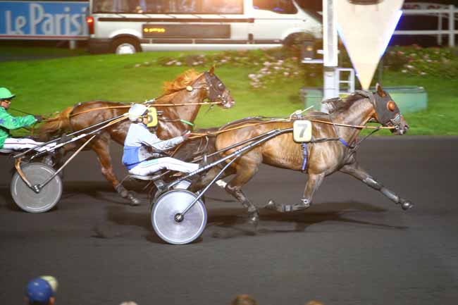 Photo d'arrivée de la course pmu PRIX ORIONIS à PARIS-VINCENNES le Vendredi 13 octobre 2017
