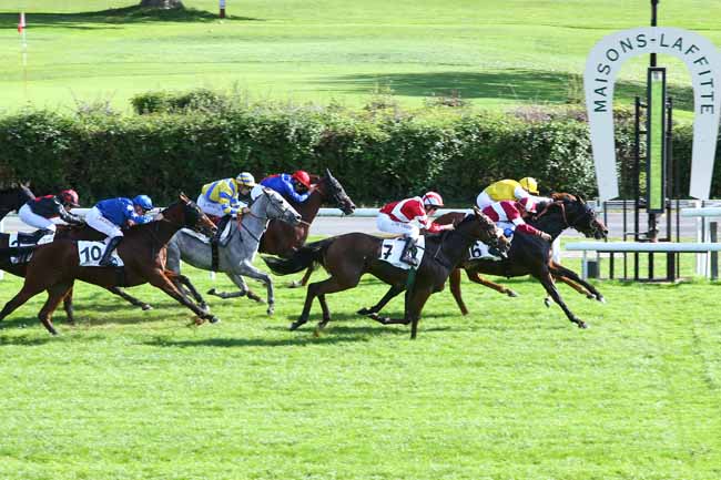 Photo d'arrivée de la course pmu PRIX DE VAUREAL à MAISONS-LAFFITTE le Vendredi 13 octobre 2017