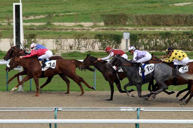 Photo d'arrivée de la course pmu PRIX DES EQUIDAYS à DEAUVILLE le Mardi 17 octobre 2017