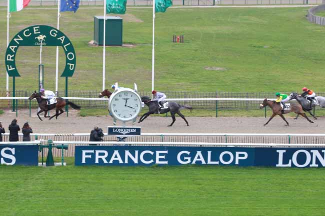 Photo d'arrivée de la course pmu PRIX DE LA MONTIGNETTE à CHANTILLY le Mardi 21 novembre 2017