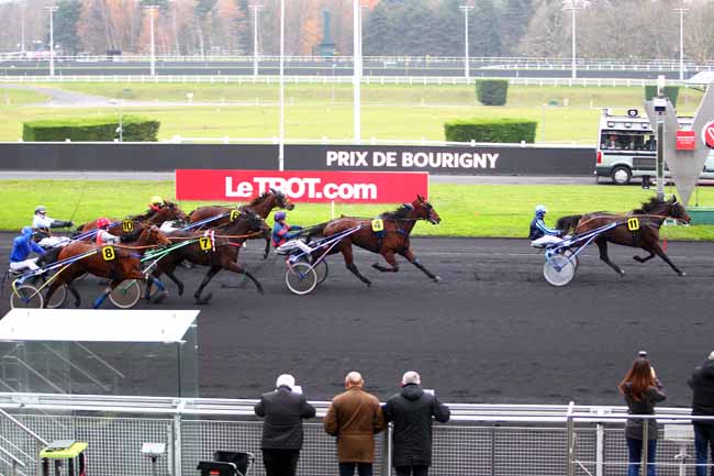 Photo d'arrivée de la course pmu PRIX DE BOURIGNY à PARIS-VINCENNES le Mercredi 6 décembre 2017
