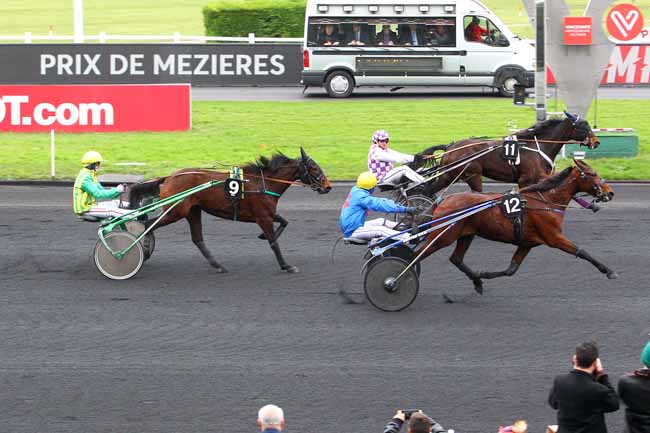 Photo d'arrivée de la course pmu PRIX DE MEZIERES à PARIS-VINCENNES le Mardi 2 janvier 2018