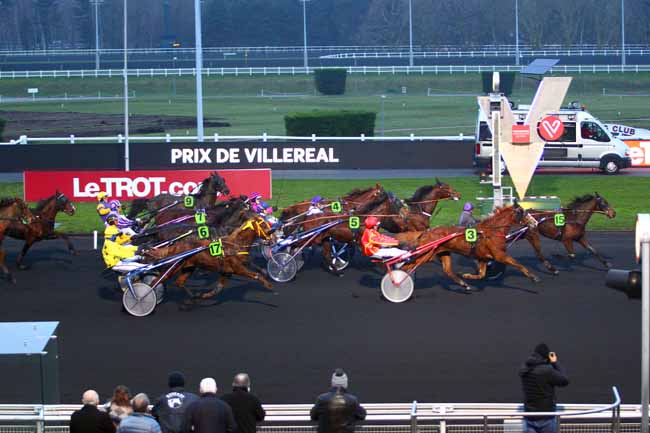 Photo d'arrivée de la course pmu PRIX DE VILLEREAL à PARIS-VINCENNES le Mardi 9 janvier 2018