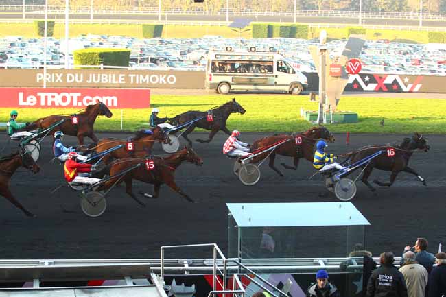 Photo d'arrivée de la course pmu PRIX DU JUBILE TIMOKO à PARIS-VINCENNES le Dimanche 14 janvier 2018