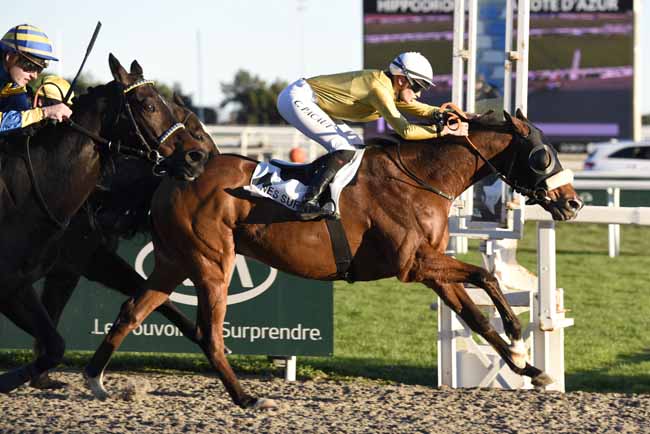 Photo d'arrivée de la course pmu PRIX DE GRASSE à CAGNES-SUR-MER le Mercredi 17 janvier 2018