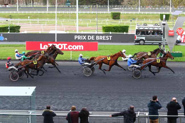 Photo d'arrivée de la course pmu PRIX DE BREST à PARIS-VINCENNES le Samedi 20 janvier 2018