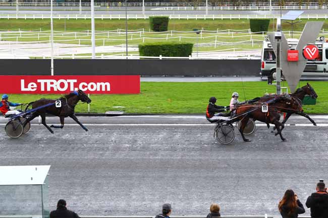Photo d'arrivée de la course pmu PRIX DE SAINT-OMER à PARIS-VINCENNES le Lundi 22 janvier 2018