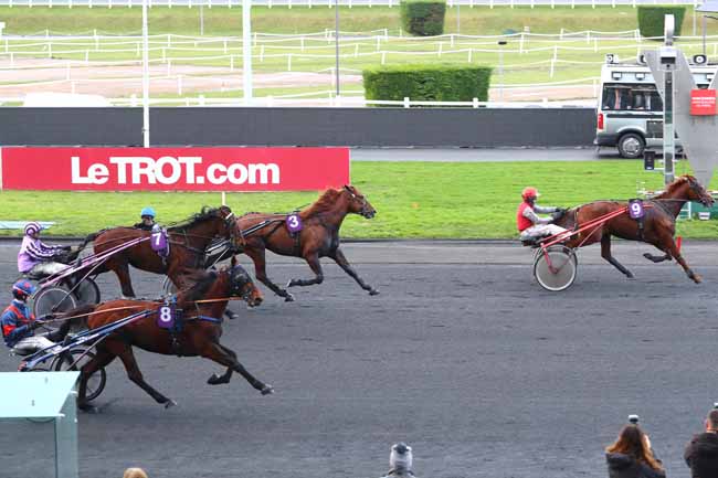 Photo d'arrivée de la course pmu PRIX DE PONTARLIER à PARIS-VINCENNES le Lundi 22 janvier 2018