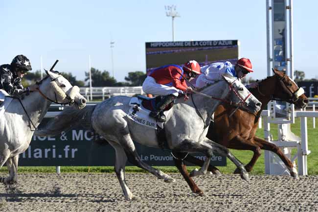 Photo d'arrivée de la course pmu PRIX DES FIGUIERS à CAGNES-SUR-MER le Mardi 23 janvier 2018