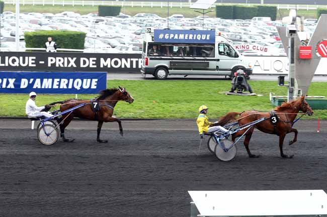 Photo d'arrivée de la course pmu PRIX DE MONTREAL à PARIS-VINCENNES le Dimanche 28 janvier 2018