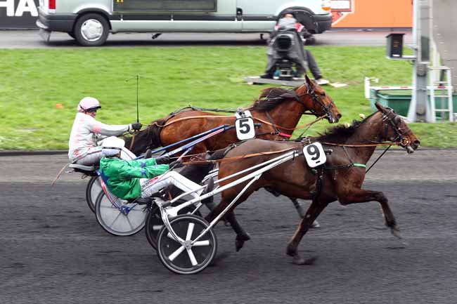 Photo d'arrivée de la course pmu PRIX CHARLES TIERCELIN à PARIS-VINCENNES le Dimanche 28 janvier 2018