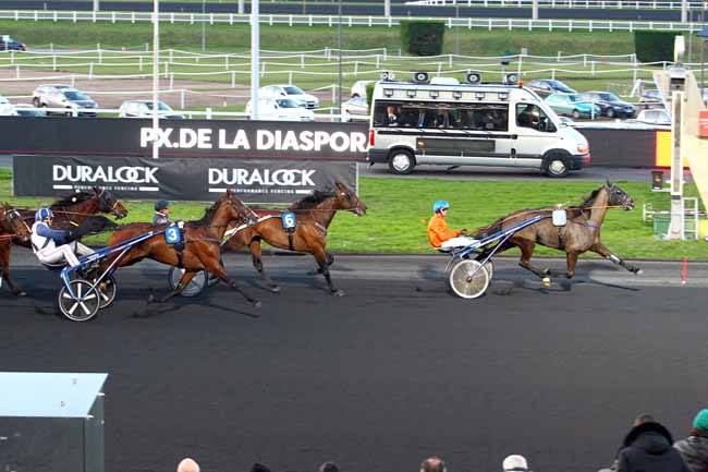 Photo d'arrivée de la course pmu PRIX DE LA MARNE à PARIS-VINCENNES le Dimanche 4 février 2018