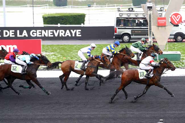 Photo d'arrivée de la course pmu PRIX DE LA GENEVRAYE à PARIS-VINCENNES le Lundi 5 février 2018