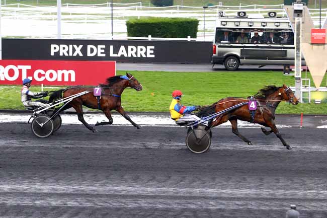 Photo d'arrivée de la course pmu PRIX DE LARRE à PARIS-VINCENNES le Lundi 5 février 2018