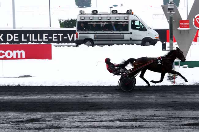 Photo d'arrivée de la course pmu PRIX DE L'ILLE-ET-VILAINE à PARIS-VINCENNES le Mercredi 7 février 2018