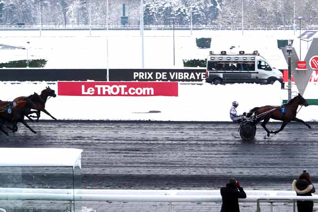 Photo d'arrivée de la course pmu PRIX DE VIBRAYE à PARIS-VINCENNES le Mercredi 7 février 2018