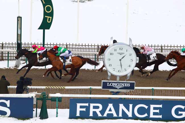 Photo d'arrivée de la course pmu PRIX DE NOISY-SUR-OISE à CHANTILLY le Jeudi 8 février 2018