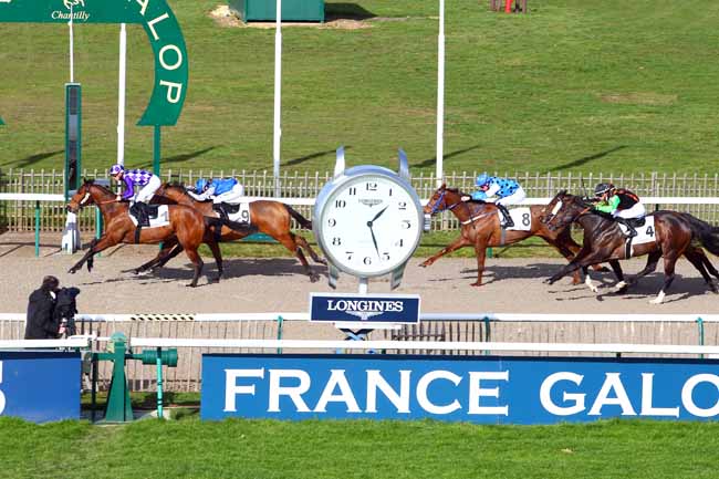 Photo d'arrivée de la course pmu PRIX DU CROCHET DE COYE à CHANTILLY le Vendredi 16 février 2018