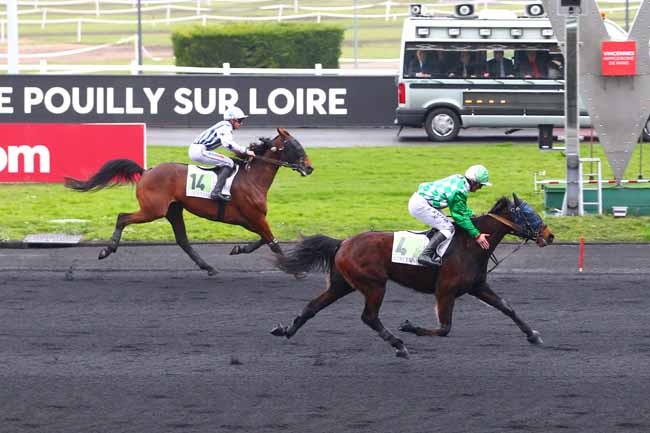 Photo d'arrivée de la course pmu PRIX DE POUILLY-SUR-LOIRE à PARIS-VINCENNES le Lundi 19 février 2018