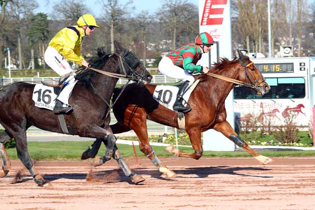 Photo d'arrivée de la course pmu PRIX DU TARN à ENGHIEN le Vendredi 23 février 2018
