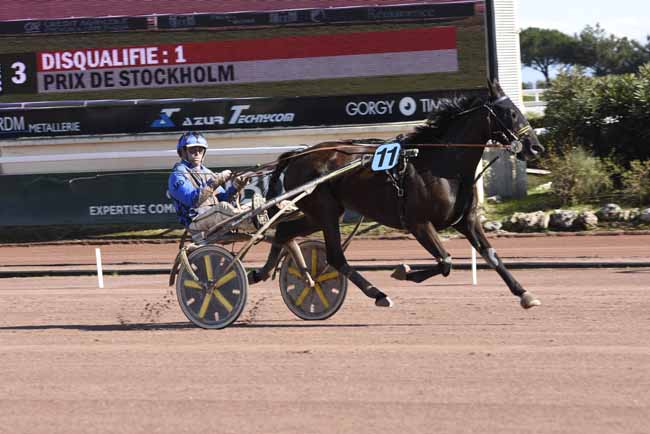 Photo d'arrivée de la course pmu PRIX DE STOCKHOLM à CAGNES-SUR-MER le Vendredi 2 mars 2018