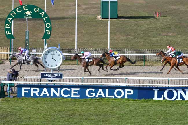 Photo d'arrivée de la course pmu PRIX DU PAYS SOISSONNAIS à CHANTILLY le Mardi 6 mars 2018